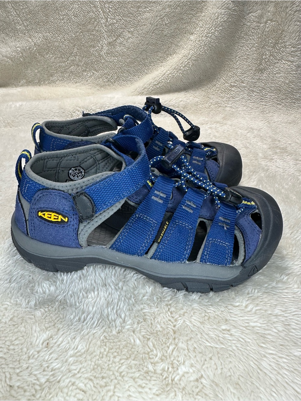 Keen Big Kids’ Newport H2 Hybrid Sandal Blue /Gray Size 1